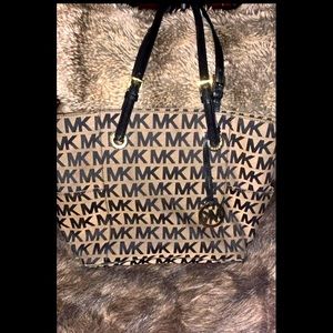 Michael Kor’s Handbag